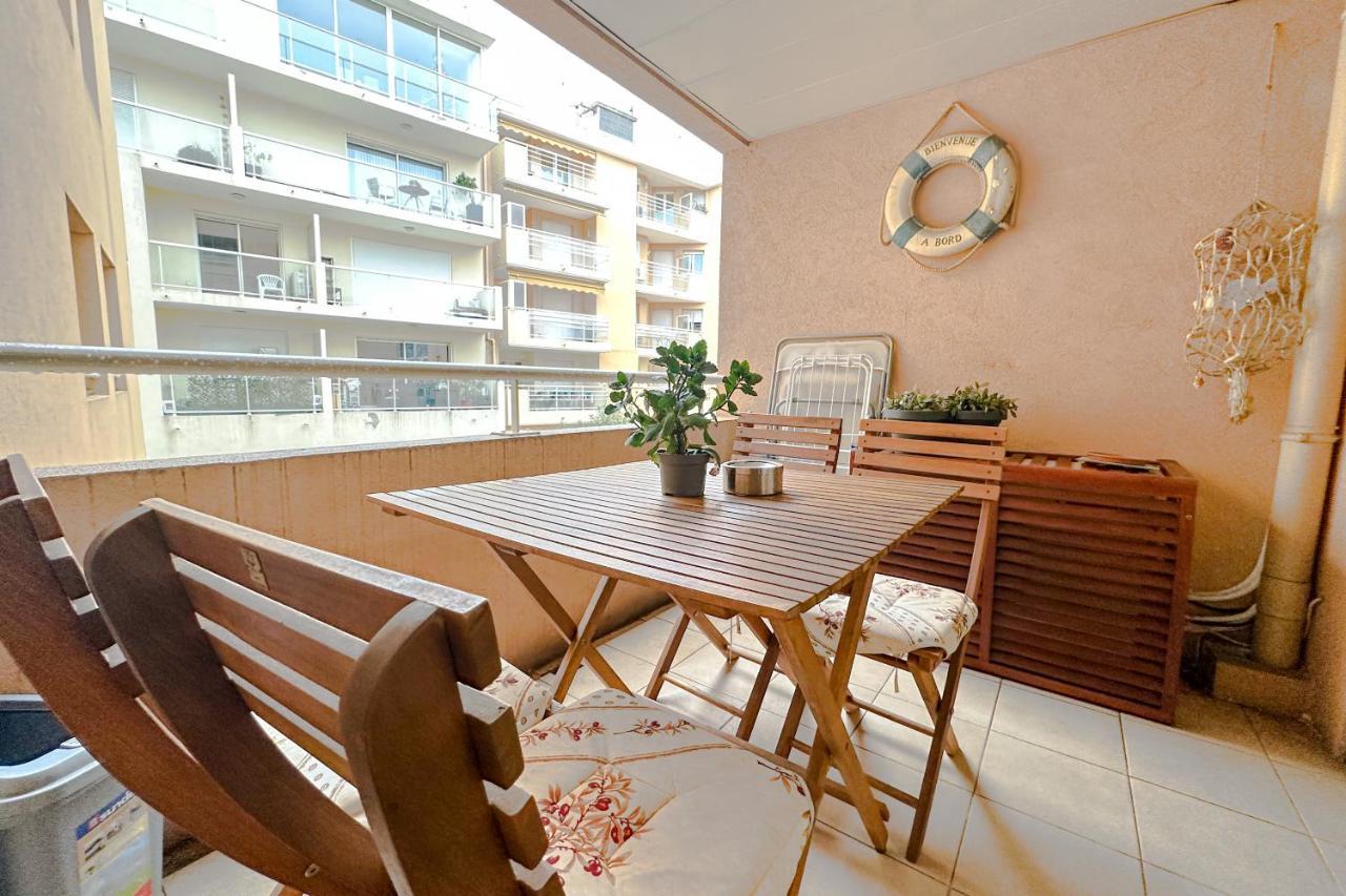 St Roch 2 - Appart 300 M De La Gare, Clim, Terrasse, Garage アンティーブ エクステリア 写真