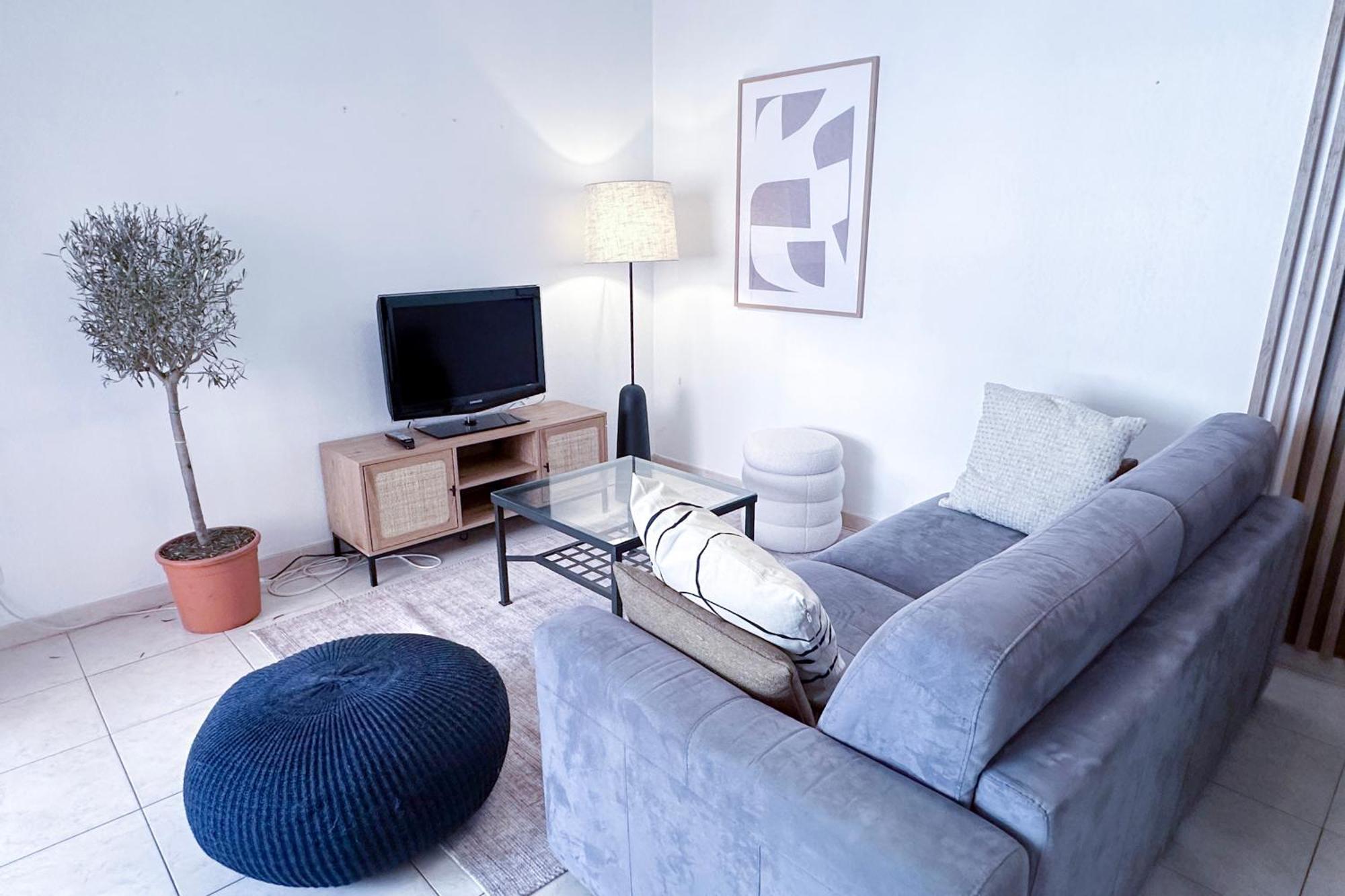 St Roch 2 - Appart 300 M De La Gare, Clim, Terrasse, Garage アンティーブ エクステリア 写真